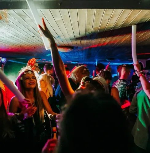 Krakow OPEN BAR PARTY BOAT + CLUBBING