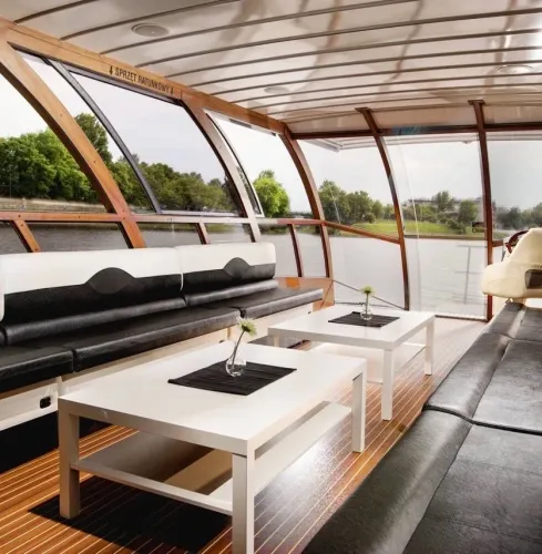 Krakow VIP STRIP BOOZE CRUISE