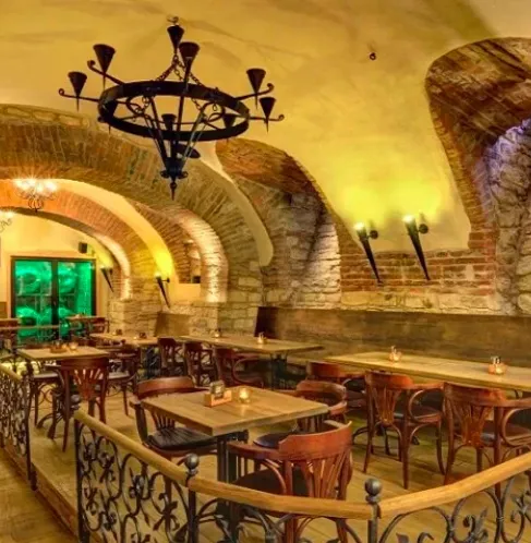 Prague STRIP MEAL & ALL YOU CAN DRINK Prague STRIP MEAL & ALL YOU CAN DRINK
